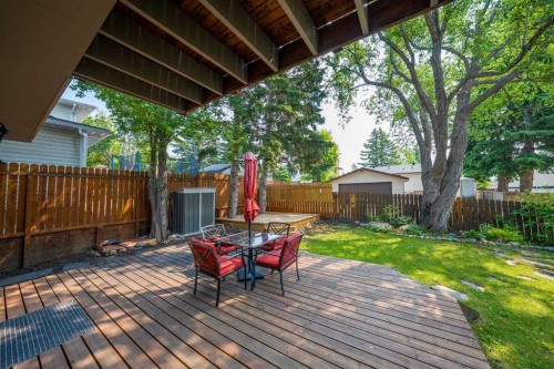 40 Silver Ridge Court Nw, Calgary, AB 