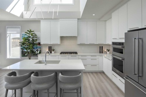 51 Heartwood Villas Se, Calgary, AB - Indoor Photo Showing Kitchen