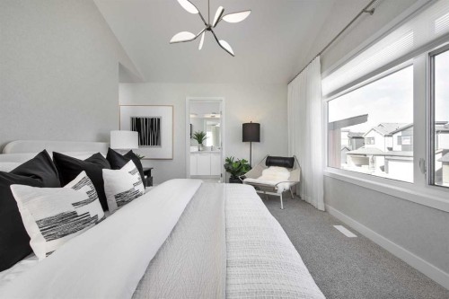 51 Heartwood Villas Se, Calgary, AB - Indoor Photo Showing Bedroom