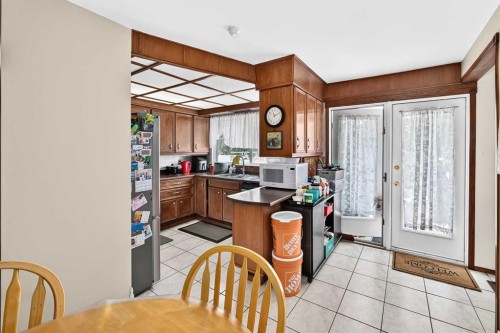 16501 106 Avenue Nw, Edmonton, AB - Indoor Photo Showing Dining Room