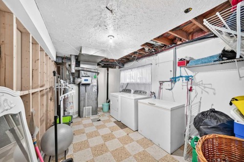 16501 106 Avenue Nw, Edmonton, AB - Indoor Photo Showing Laundry Room