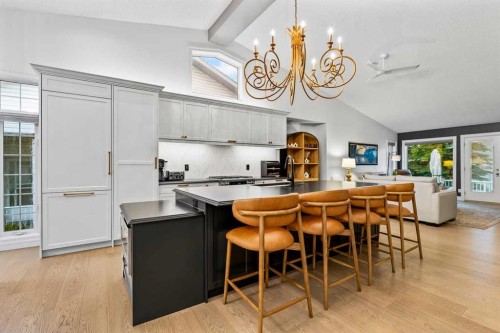33 Douglasview Park Se, Calgary, AB 