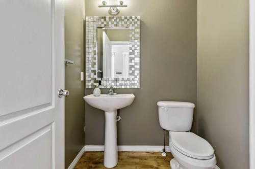 1034 Ranch Road, Okotoks, AB - Indoor Photo Showing Bathroom