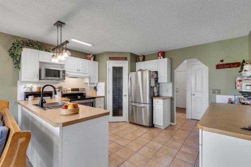 626 Saddlecreek Way Ne, Calgary, AB 