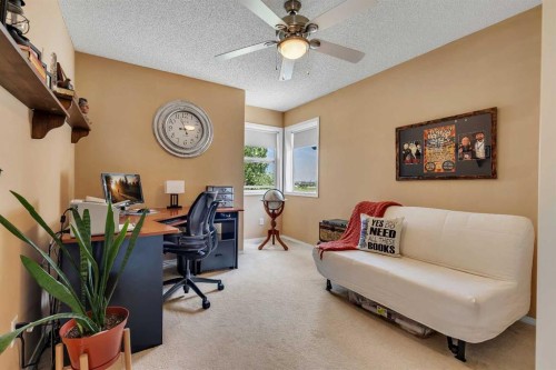 626 Saddlecreek Way Ne, Calgary, AB 