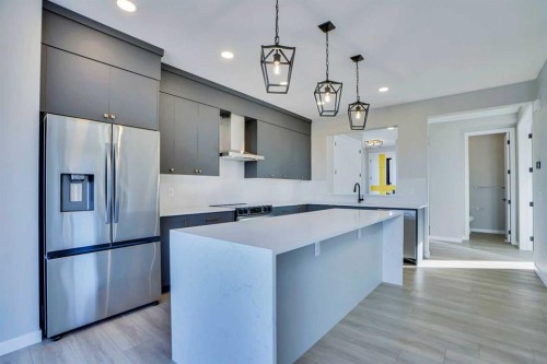 305 Lucas Place Nw, Calgary, AB 