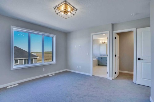 305 Lucas Place Nw, Calgary, AB 