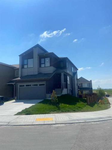 305 Lucas Place Nw, Calgary, AB 