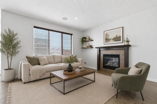 121 Copperstone Close Se, Calgary, AB 