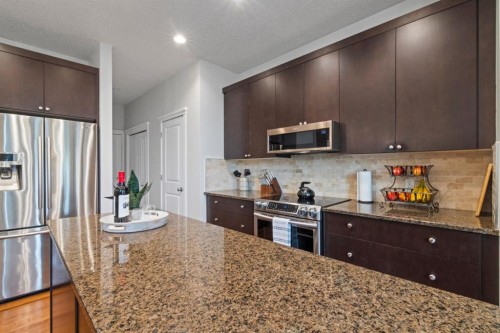 173 Cranarch Close Se, Calgary, AB 