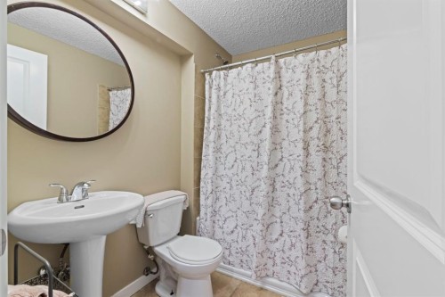 173 Cranarch Close Se, Calgary, AB 