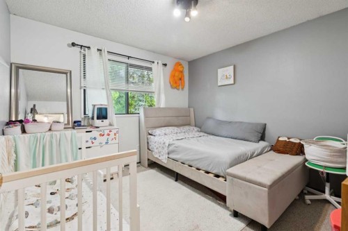 612 13 Avenue Ne, Calgary, AB 