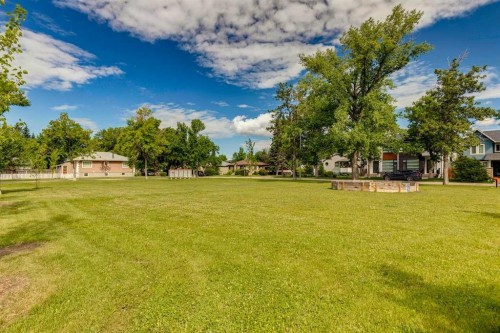 612 13 Avenue Ne, Calgary, AB 