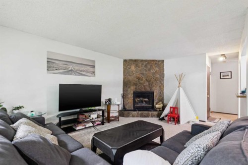 612 13 Avenue Ne, Calgary, AB 
