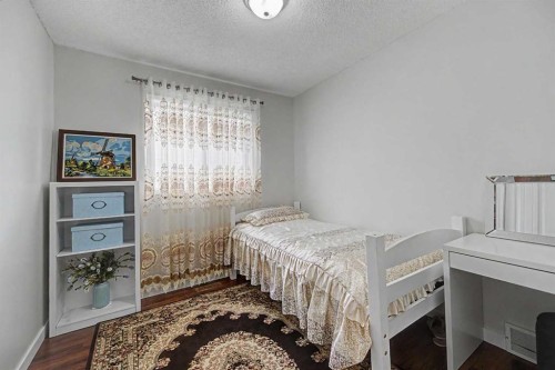 77 Citadel Gardens Nw, Calgary, AB 