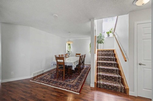 77 Citadel Gardens Nw, Calgary, AB 