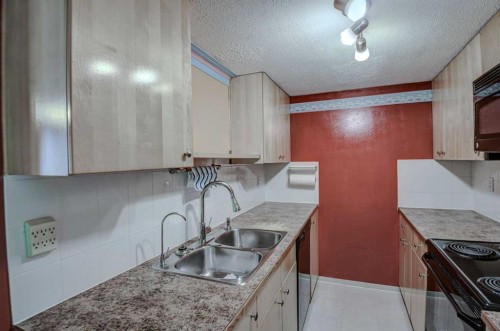 56-1055 72 Avenue Nw, Calgary, AB 