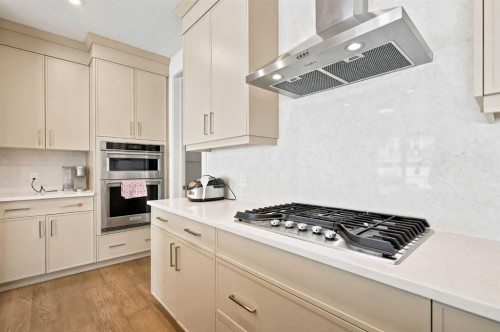 7164 11 Avenue Sw, Calgary, AB 