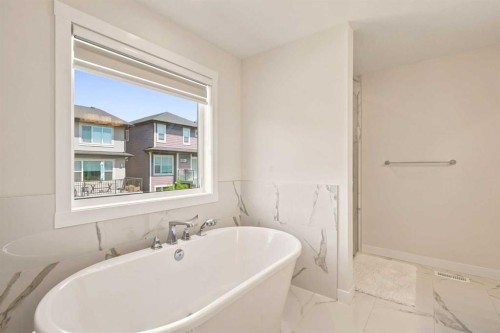 7164 11 Avenue Sw, Calgary, AB 