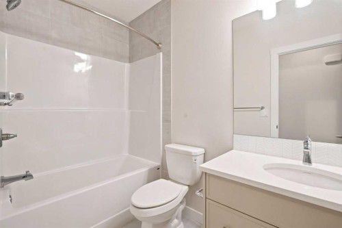7164 11 Avenue Sw, Calgary, AB 
