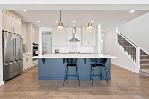 7164 11 Avenue Sw, Calgary, AB 