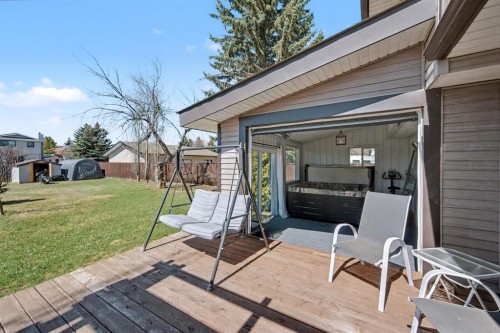 677 Wallace Drive, Carstairs, AB - Outdoor With Deck Patio Veranda With Exterior