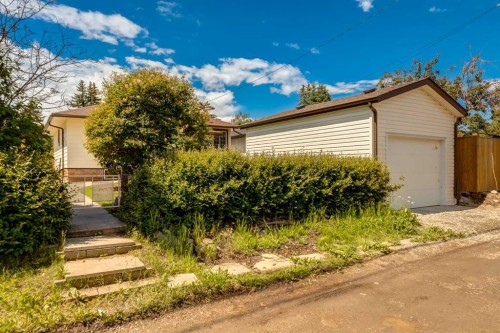 1920 Kelwood Drive Sw, Calgary, AB 