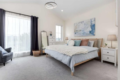 4629 72 Street Nw, Calgary, AB - Indoor Photo Showing Bedroom