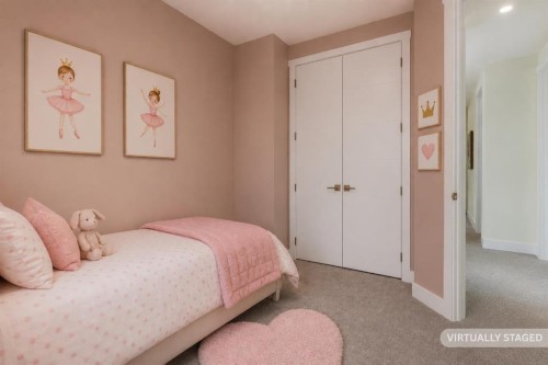 4629 72 Street Nw, Calgary, AB - Indoor Photo Showing Bedroom