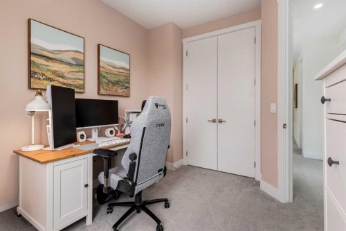 4629 72 Street Nw, Calgary, AB - Indoor Photo Showing Office