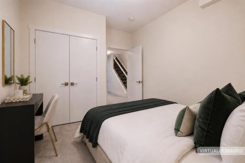 4629 72 Street Nw, Calgary, AB - Indoor Photo Showing Bedroom