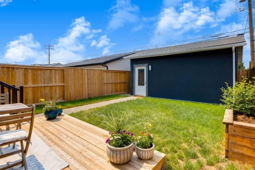 4629 72 Street Nw, Calgary, AB - Outdoor