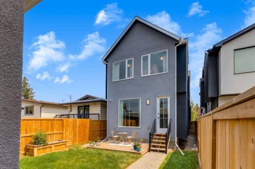4629 72 Street Nw, Calgary, AB - Outdoor