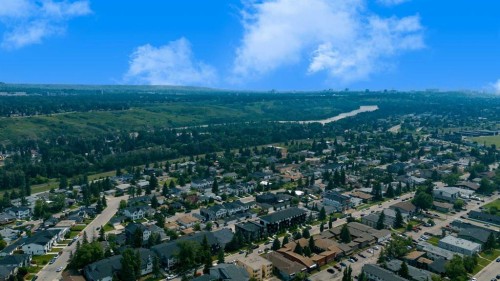 4629 72 Street Nw, Calgary, AB - Outdoor With View