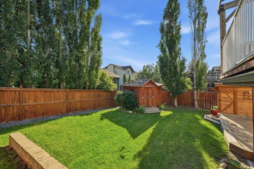 412 Highland Close, Strathmore, AB 