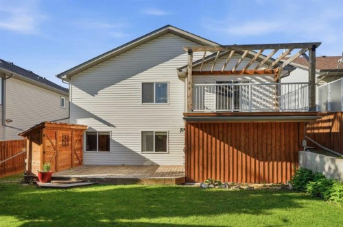 412 Highland Close, Strathmore, AB 