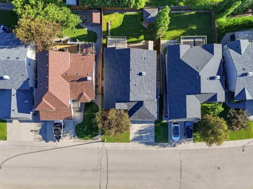 412 Highland Close, Strathmore, AB 
