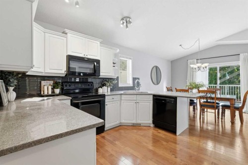 412 Highland Close, Strathmore, AB 