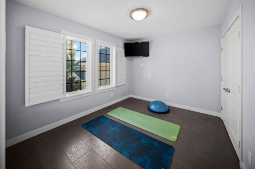 29 Mary Dover Drive Sw, Calgary, AB 