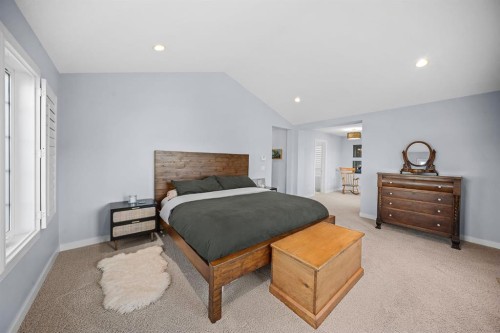29 Mary Dover Drive Sw, Calgary, AB 
