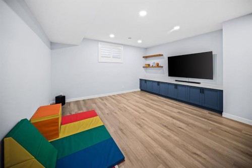 29 Mary Dover Drive Sw, Calgary, AB 