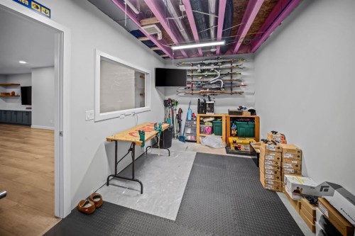 29 Mary Dover Drive Sw, Calgary, AB 