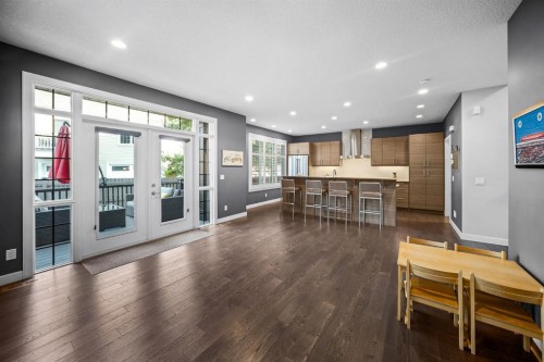 29 Mary Dover Drive Sw, Calgary, AB 