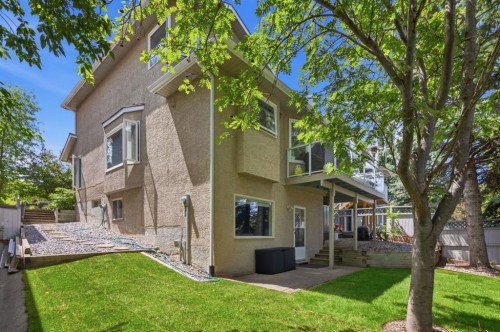 30 Strathcona Road Sw, Calgary, AB 