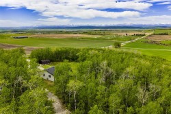 322253 112 Street WESTRural Foothills County, AB T1S 5H9