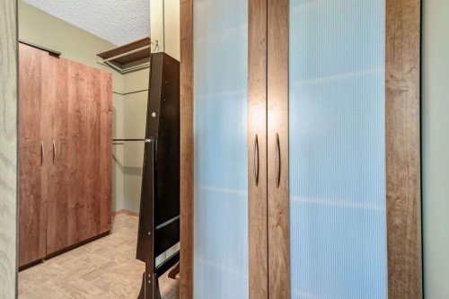24 Cimarron Meadows Road, Okotoks, AB 