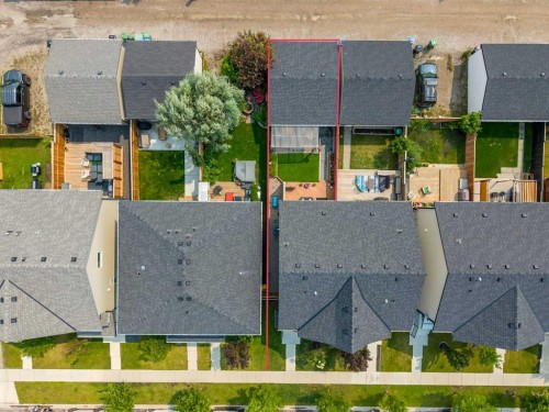 8141 Masters Boulevard Se, Calgary, AB 