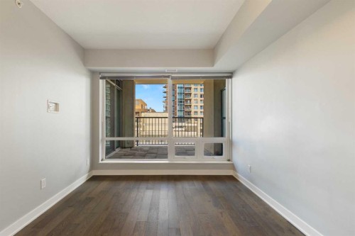 1004-930 6 Avenue Sw, Calgary, AB - Indoor Photo Showing Other Room
