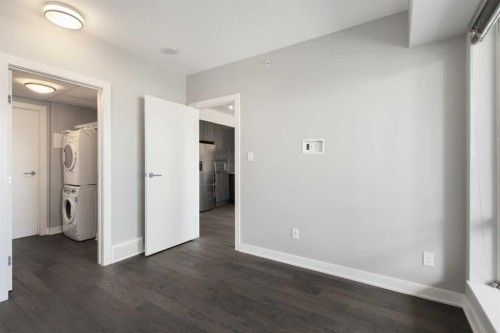 1004-930 6 Avenue Sw, Calgary, AB - Indoor Photo Showing Other Room