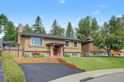 623 Cantrell Place SW Calgary, AB T2W 2E5